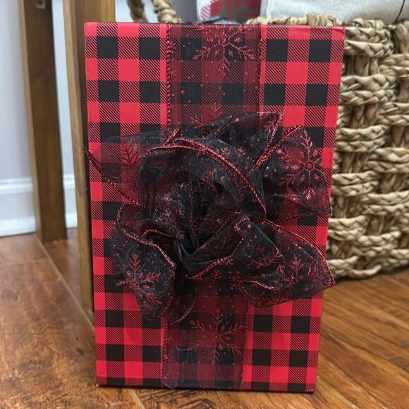 brother & sister design studio Other - Brother & Sister Design Christmas Present Box Buffalo Plaid 11” x 7” x 3.5”